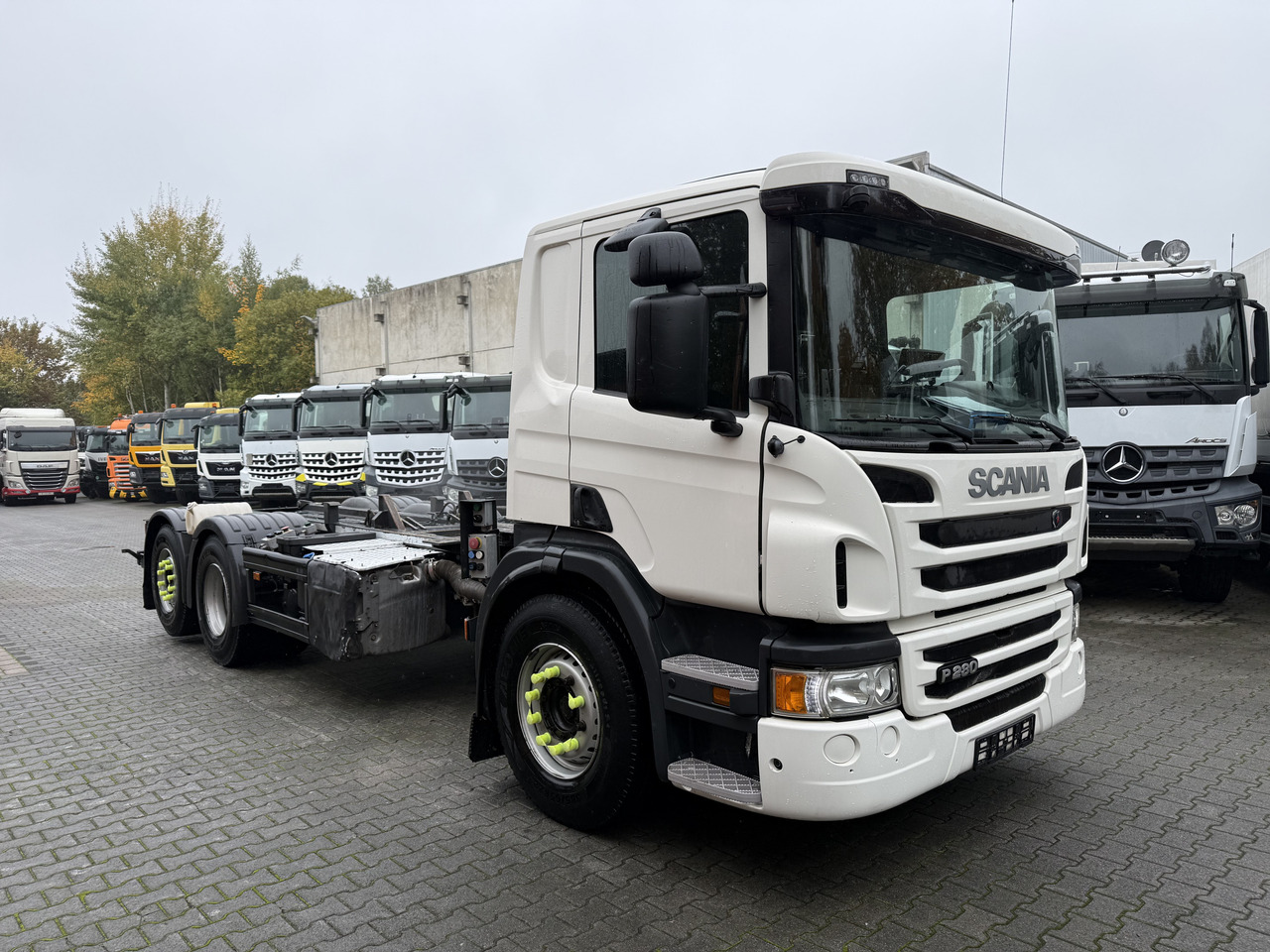 Scania P280 6X2*4 - Cab chassis truck: picture 3 Scania P280 6X2*4 - Cab chassis truck: picture 3