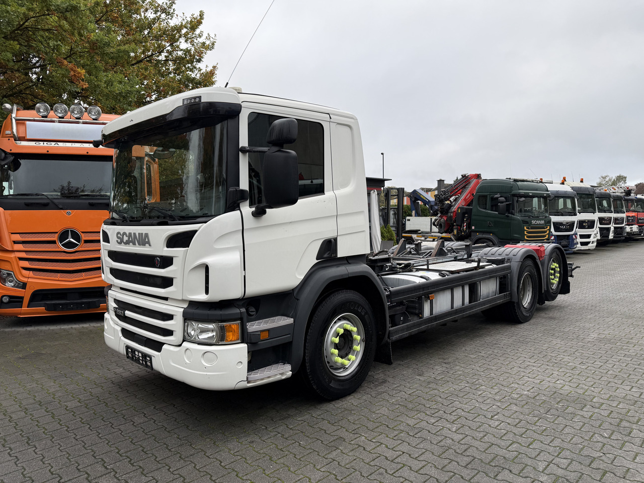 Scania P280 6X2*4 - Cab chassis truck: picture 1 Scania P280 6X2*4 - Cab chassis truck: picture 1