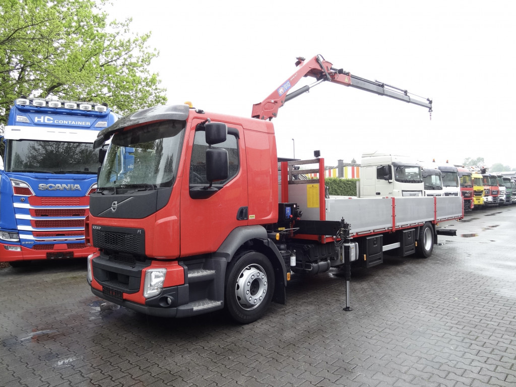 Dropside/ Flatbed truck, Crane truck Volvo FL 280.18 mit Kran HMF 910 K3: picture 1