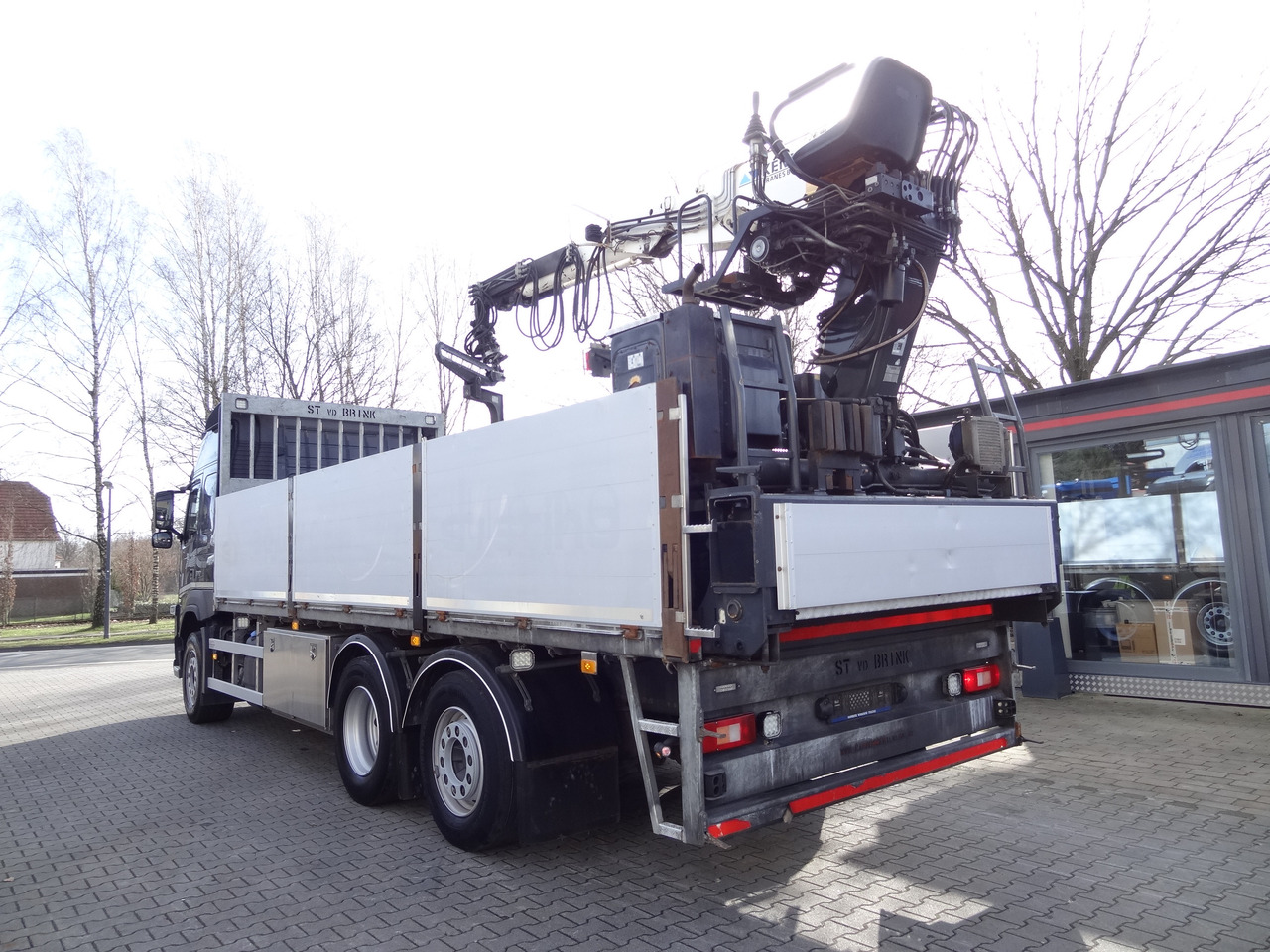 Dropside/ Flatbed truck, Crane truck Volvo FM370 6X2*4 Kennis K14 Kran: picture 15 Dropside/ Flatbed truck, Crane truck Volvo FM370 6X2*4 Kennis K14 Kran: picture 15