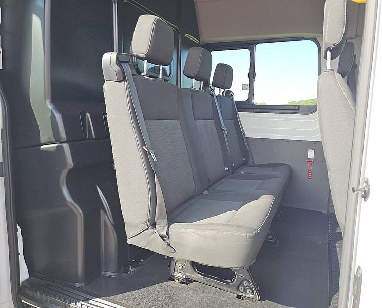 Ford Transit 2.0 L3H3 Dub.-Cab. Navi leasing Ford Transit 2.0 L3H3 Dub.-Cab. Navi: picture 15