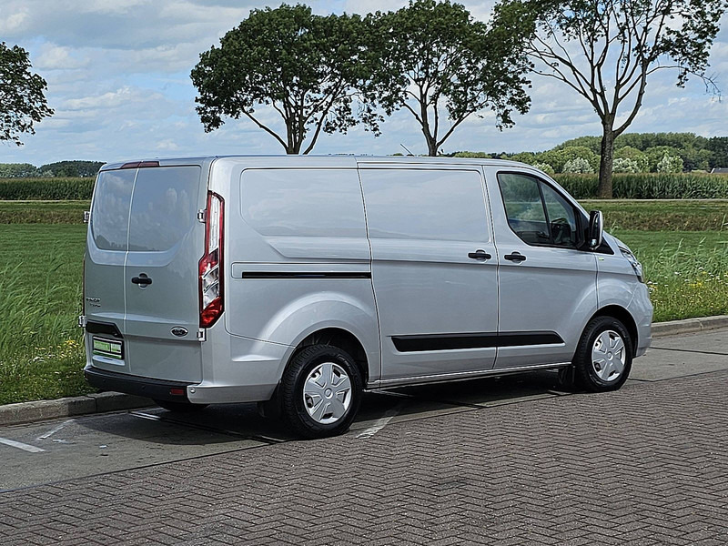 Ford Transit Custom 2.0 L1H1 Navi Airco - Small van: picture 3 Ford Transit Custom 2.0 L1H1 Navi Airco - Small van: picture 3