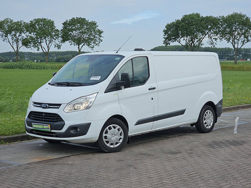 Ford Transit Custom 2.0 L2H1 Euro6 Airco NAP - Small van: picture 2 Ford Transit Custom 2.0 L2H1 Euro6 Airco NAP - Small van: picture 2