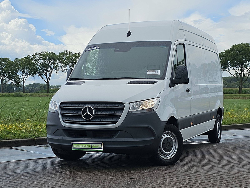 Mercedes-Benz Sprinter 211 L2H2 Mbux Automaat! - Small van: picture 1 Mercedes-Benz Sprinter 211 L2H2 Mbux Automaat! - Small van: picture 1