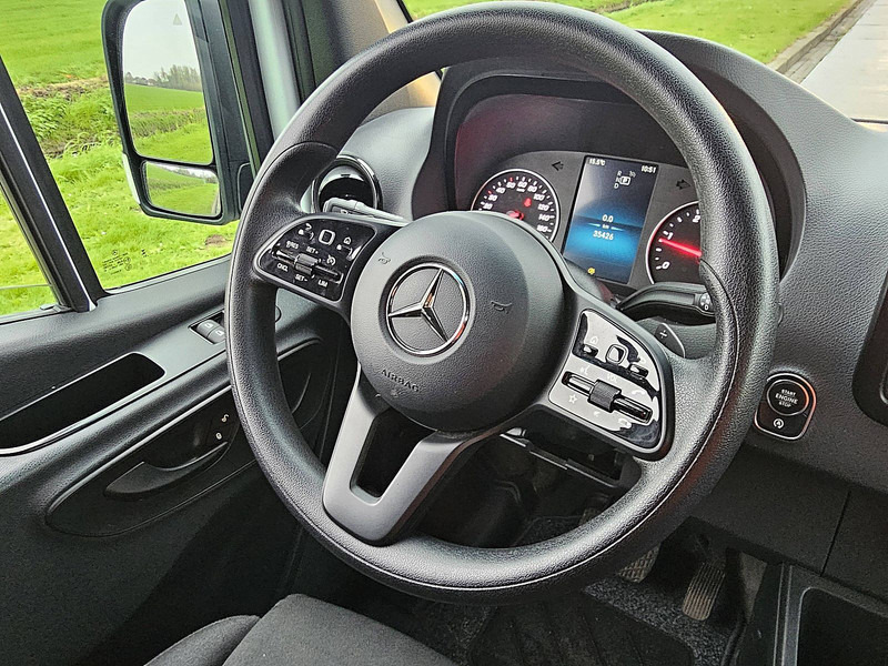 Mercedes-Benz Sprinter 215 ac automaat EURO6 leasing Mercedes-Benz Sprinter 215 ac automaat EURO6: picture 12 Mercedes-Benz Sprinter 215 ac automaat EURO6 leasing Mercedes-Benz Sprinter 215 ac automaat EURO6: picture 12