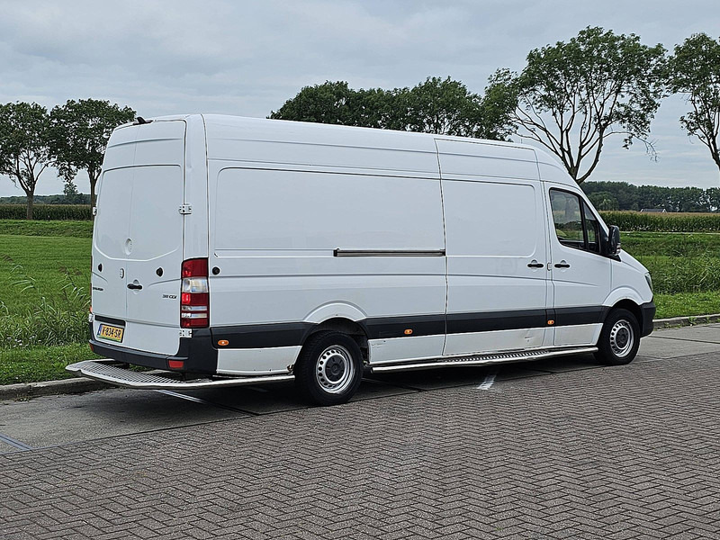 Mercedes-Benz Sprinter 311 CDI AUT. L3H2 - Panel van: picture 3 Mercedes-Benz Sprinter 311 CDI AUT. L3H2 - Panel van: picture 3