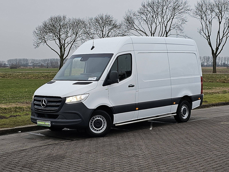Mercedes-Benz Sprinter 311 L2H2 Wp-Inrichting ! - Panel van: picture 2 Mercedes-Benz Sprinter 311 L2H2 Wp-Inrichting ! - Panel van: picture 2