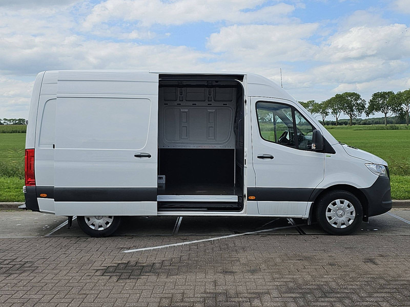 Small van Mercedes-Benz Sprinter 314 L2H2 RWD Trekhaak: picture 14