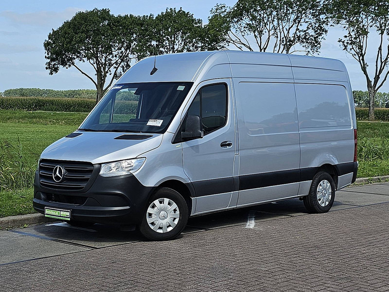 Mercedes-Benz Sprinter 315 L2H2 Mbux Automaat! - Small van: picture 2 Mercedes-Benz Sprinter 315 L2H2 Mbux Automaat! - Small van: picture 2