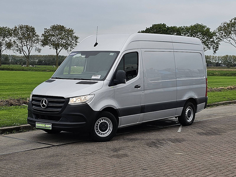 Mercedes-Benz Sprinter 315 L2H2 RWD Mbux Autom! - Small van: picture 2 Mercedes-Benz Sprinter 315 L2H2 RWD Mbux Autom! - Small van: picture 2