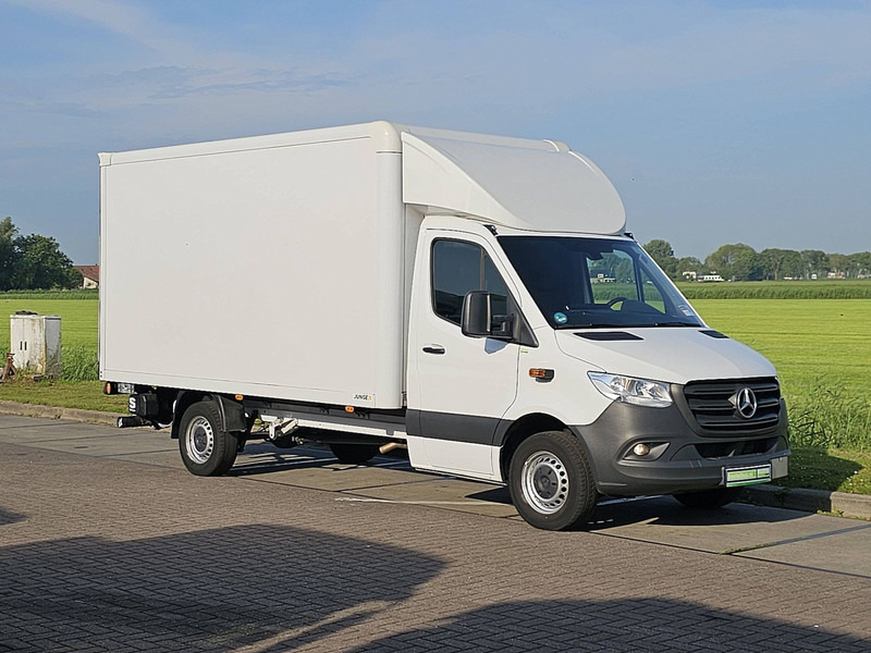 Mercedes-Benz Sprinter 317 Bakwagen Laadklep! - Box van: picture 5 Mercedes-Benz Sprinter 317 Bakwagen Laadklep! - Box van: picture 5