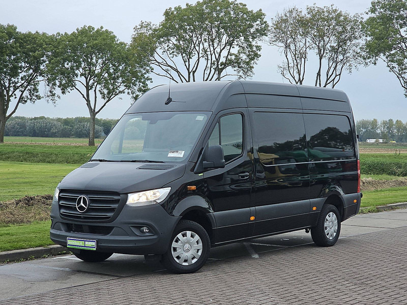 Mercedes-Benz Sprinter 317 L2H2 Mbux 360camera! - Panel van: picture 2 Mercedes-Benz Sprinter 317 L2H2 Mbux 360camera! - Panel van: picture 2