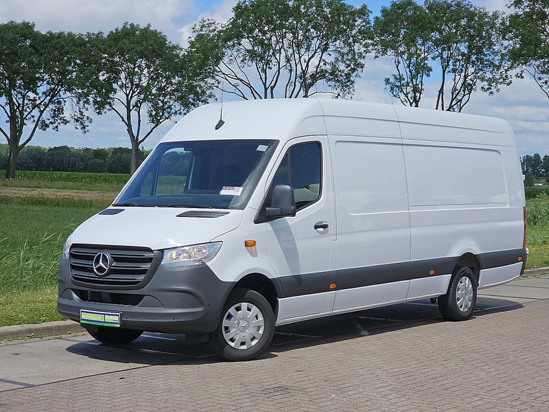 Mercedes-Benz Sprinter 317 L4H2 SUPERMAXI XXL! - Panel van: picture 2 Mercedes-Benz Sprinter 317 L4H2 SUPERMAXI XXL! - Panel van: picture 2