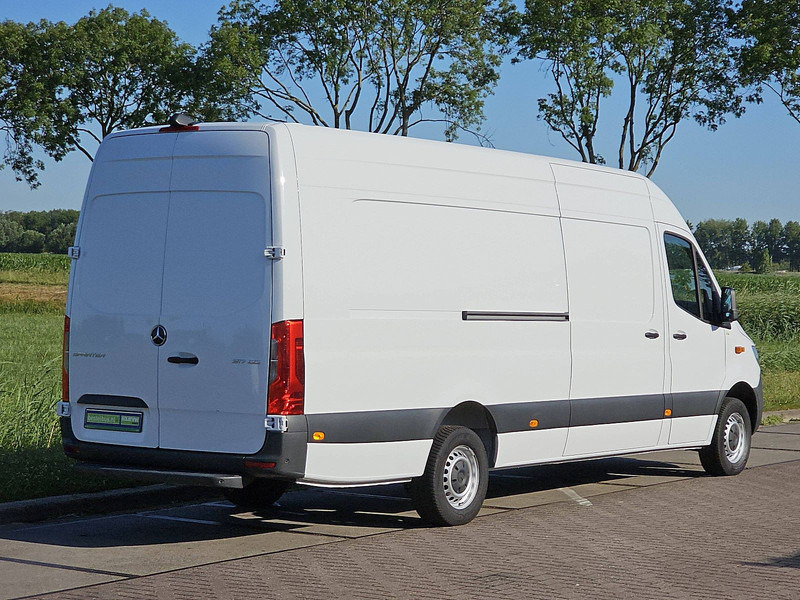 Mercedes-Benz Sprinter 317 L4H2 SUPERMAXI XXL! - Panel van: picture 3 Mercedes-Benz Sprinter 317 L4H2 SUPERMAXI XXL! - Panel van: picture 3