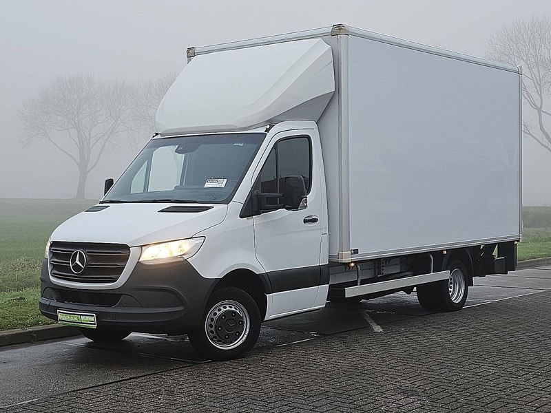 Mercedes-Benz Sprinter 515 Bakwagen Laadklep! - Box van: picture 2 Mercedes-Benz Sprinter 515 Bakwagen Laadklep! - Box van: picture 2