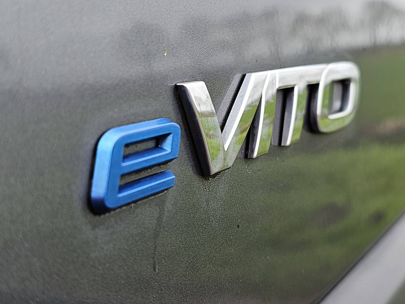 Small van, Electric van Mercedes-Benz eVito  L2 41kWh Navi Camera: picture 17