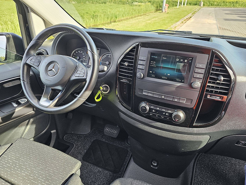Small van, Electric van Mercedes-Benz eVito  L2 66 kWh Long Range: picture 8