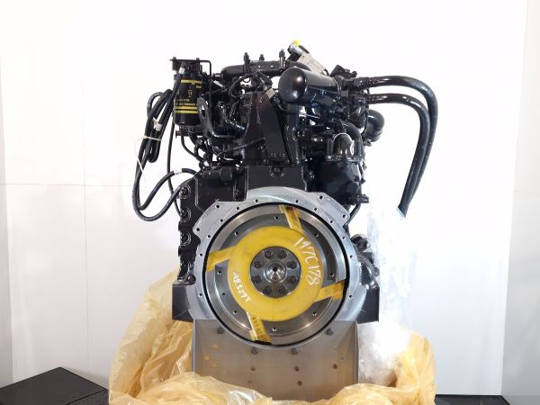Cummins/Komatsu QSB4.5/SAA4D107E-3 Engine (Plant) - Engine for Construction machinery: picture 3 Cummins/Komatsu QSB4.5/SAA4D107E-3 Engine (Plant) - Engine for Construction machinery: picture 3
