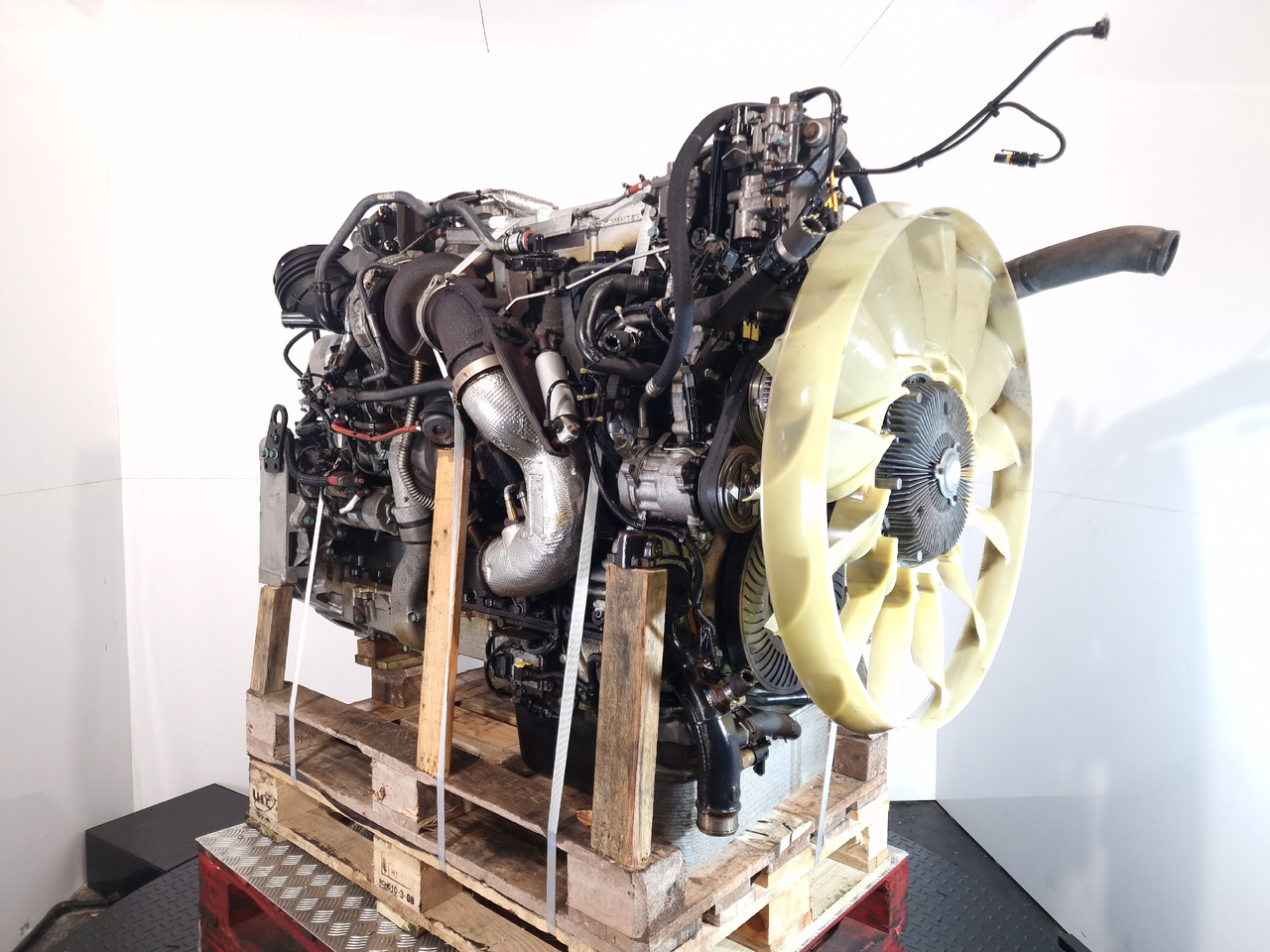MAN D2676 LF51 Engine (Truck) - Engine for Truck: picture 5 MAN D2676 LF51 Engine (Truck) - Engine for Truck: picture 5