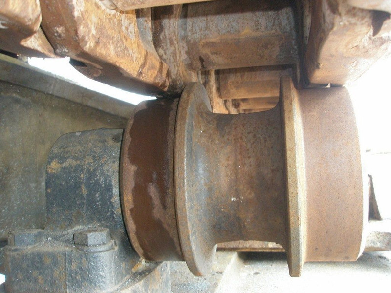 Crawler excavator Komatsu PC 600LC-7K: picture 6