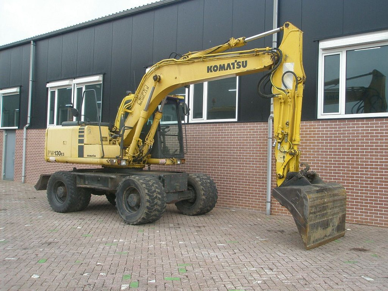 Komatsu PW 130ES-6K - Wheel excavator: picture 4 Komatsu PW 130ES-6K - Wheel excavator: picture 4
