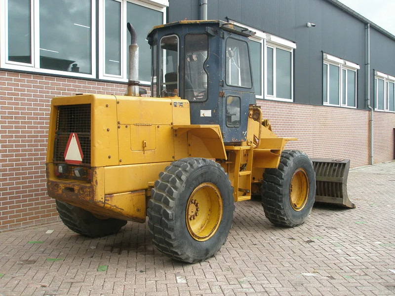 Komatsu W40-2 - Wheel loader: picture 3 Komatsu W40-2 - Wheel loader: picture 3