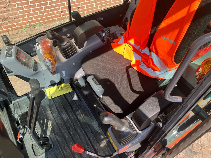 Crawler excavator Kubota KX019 4: picture 7