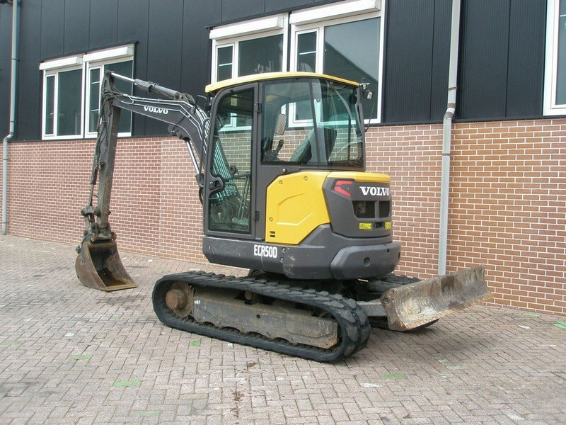 Volvo ECR50D - Mini excavator: picture 2 Volvo ECR50D - Mini excavator: picture 2