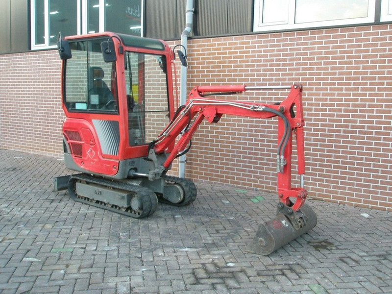 Yanmar SV17 - Mini excavator: picture 3 Yanmar SV17 - Mini excavator: picture 3