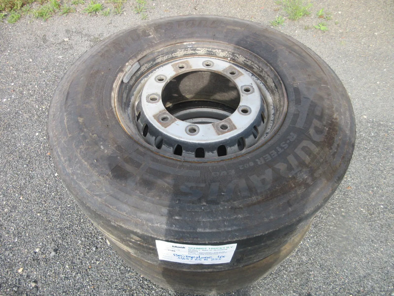 Bridgestone 385 / 65 R 22.5 OPLEGGER BANDEN MET STAAL WIEL - Tire for Truck: picture 2 Bridgestone 385 / 65 R 22.5 OPLEGGER BANDEN MET STAAL WIEL - Tire for Truck: picture 2