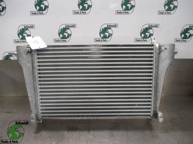 DAF 1707613 INTERKOELER DAF LF PX5 PX7 EURO 6 NIEUW! - Intercooler for Truck: picture 1 DAF 1707613 INTERKOELER DAF LF PX5 PX7 EURO 6 NIEUW! - Intercooler for Truck: picture 1