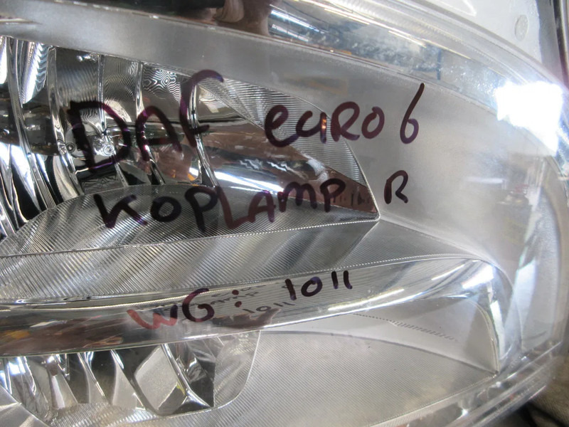 DAF 1857527 KOPLAMP XENOS LED DAF XF 480 EURO 6 RECHTS MODEL 2022 - Headlight for Truck: picture 3 DAF 1857527 KOPLAMP XENOS LED DAF XF 480 EURO 6 RECHTS MODEL 2022 - Headlight for Truck: picture 3