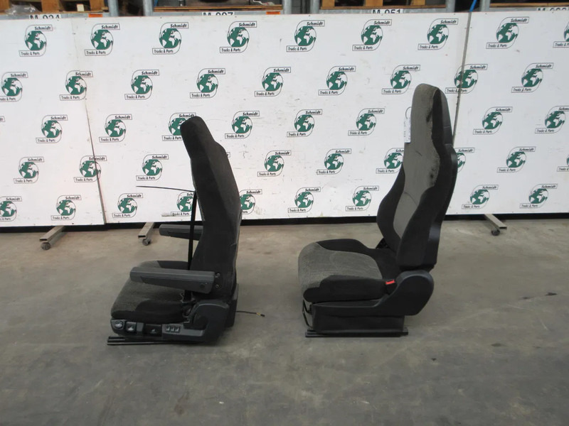 DAF 81.62307-6681 // 81.62307-6628 STOELEN SET MAN 18.500 MODEL 2020 - Seat for Truck: picture 4 DAF 81.62307-6681 // 81.62307-6628 STOELEN SET MAN 18.500 MODEL 2020 - Seat for Truck: picture 4