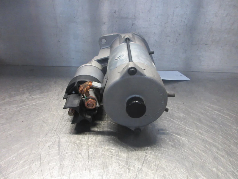 Iveco 5801577136 STARTMOTOR IVECO HI WAY NIEUWE 5 X OP VOORRAAD - Starter for Truck: picture 4 Iveco 5801577136 STARTMOTOR IVECO HI WAY NIEUWE 5 X OP VOORRAAD - Starter for Truck: picture 4