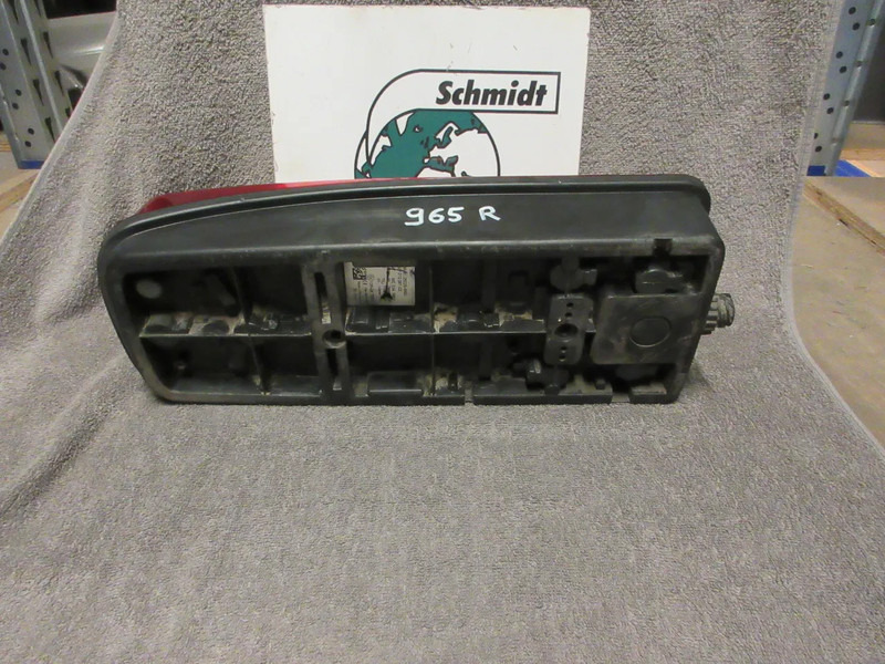 MAN 81.25225-6562 LED ACHTERLAMP MAN 18.420 EURO 6 RECHTS - Tail light for Truck: picture 4 MAN 81.25225-6562 LED ACHTERLAMP MAN 18.420 EURO 6 RECHTS - Tail light for Truck: picture 4