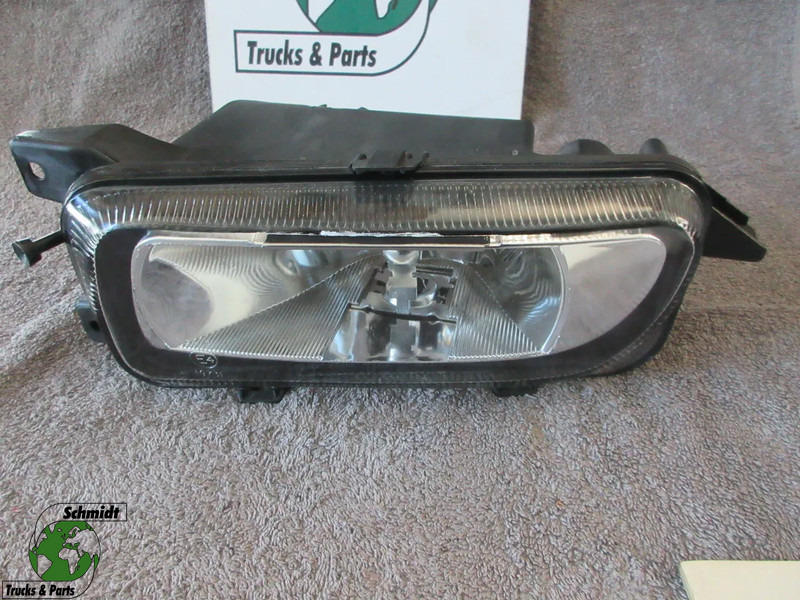 Mercedes-Benz A 943 820 00 56 // A 943 820 75 56 MISTLAMP NIEUWE LINKS MP3 1844 - Fog light for Truck: picture 1 Mercedes-Benz A 943 820 00 56 // A 943 820 75 56 MISTLAMP NIEUWE LINKS MP3 1844 - Fog light for Truck: picture 1