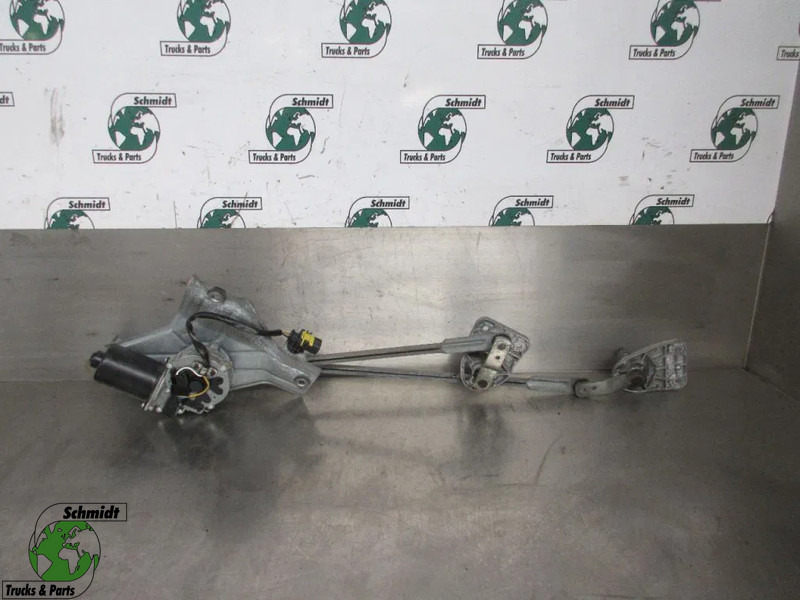Mercedes-Benz A 960 820 00 81/A 960 820 18 81 RUITENWISSERMECHANIEK ACTROS EURO 6 - Electrical system for Truck: picture 1 Mercedes-Benz A 960 820 00 81/A 960 820 18 81 RUITENWISSERMECHANIEK ACTROS EURO 6 - Electrical system for Truck: picture 1