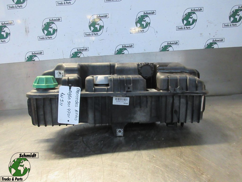 Mercedes-Benz ANTOS A 960 501 47 01 EXPANSIEVAT EURO 6 - Expansion tank for Truck: picture 1 Mercedes-Benz ANTOS A 960 501 47 01 EXPANSIEVAT EURO 6 - Expansion tank for Truck: picture 1