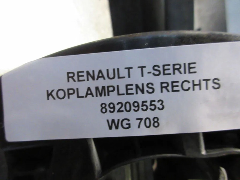 Renault 89209553 BINNENLAMP T 460 EURO 6 - Headlight for Truck: picture 4 Renault 89209553 BINNENLAMP T 460 EURO 6 - Headlight for Truck: picture 4