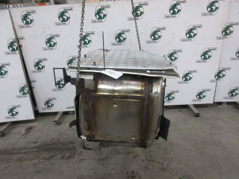 Scania 2521074/ 2574128 / 2609872 / 2496313 / 1920711 KATALYSATOR SCANIA R410 LNG GAS MODEL 2020 - Catalytic converter for Truck: picture 2 Scania 2521074/ 2574128 / 2609872 / 2496313 / 1920711 KATALYSATOR SCANIA R410 LNG GAS MODEL 2020 - Catalytic converter for Truck: picture 2