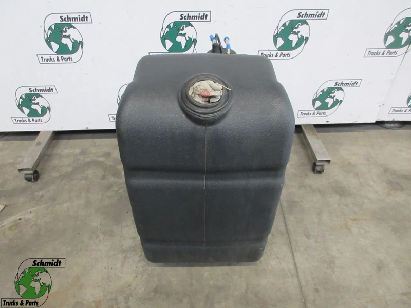Volvo 21645367 AD BLUE TANK VOLVO FM 370 EURO 6 MODEL 2018 - Fuel tank for Truck: picture 1 Volvo 21645367 AD BLUE TANK VOLVO FM 370 EURO 6 MODEL 2018 - Fuel tank for Truck: picture 1