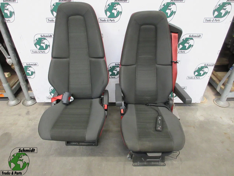 Volvo 22040056 // 84165773 // 21433067// 82201655 STOELEN SET VOLVO FH 460 EURO 6 MODEL 2018 - Seat for Truck: picture 1 Volvo 22040056 // 84165773 // 21433067// 82201655 STOELEN SET VOLVO FH 460 EURO 6 MODEL 2018 - Seat for Truck: picture 1