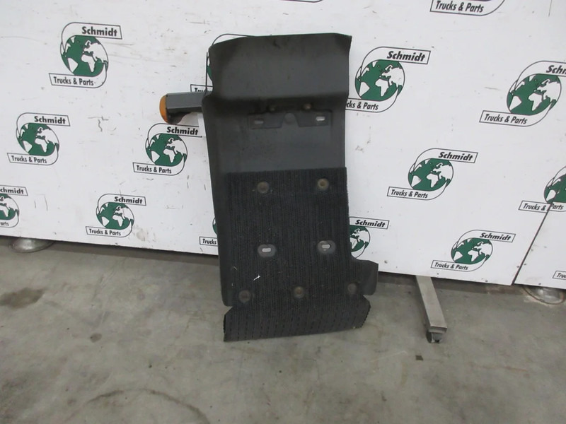 Volvo FL 82526686 SPATBORD RV EURO 6 - Body and exterior for Truck: picture 2 Volvo FL 82526686 SPATBORD RV EURO 6 - Body and exterior for Truck: picture 2