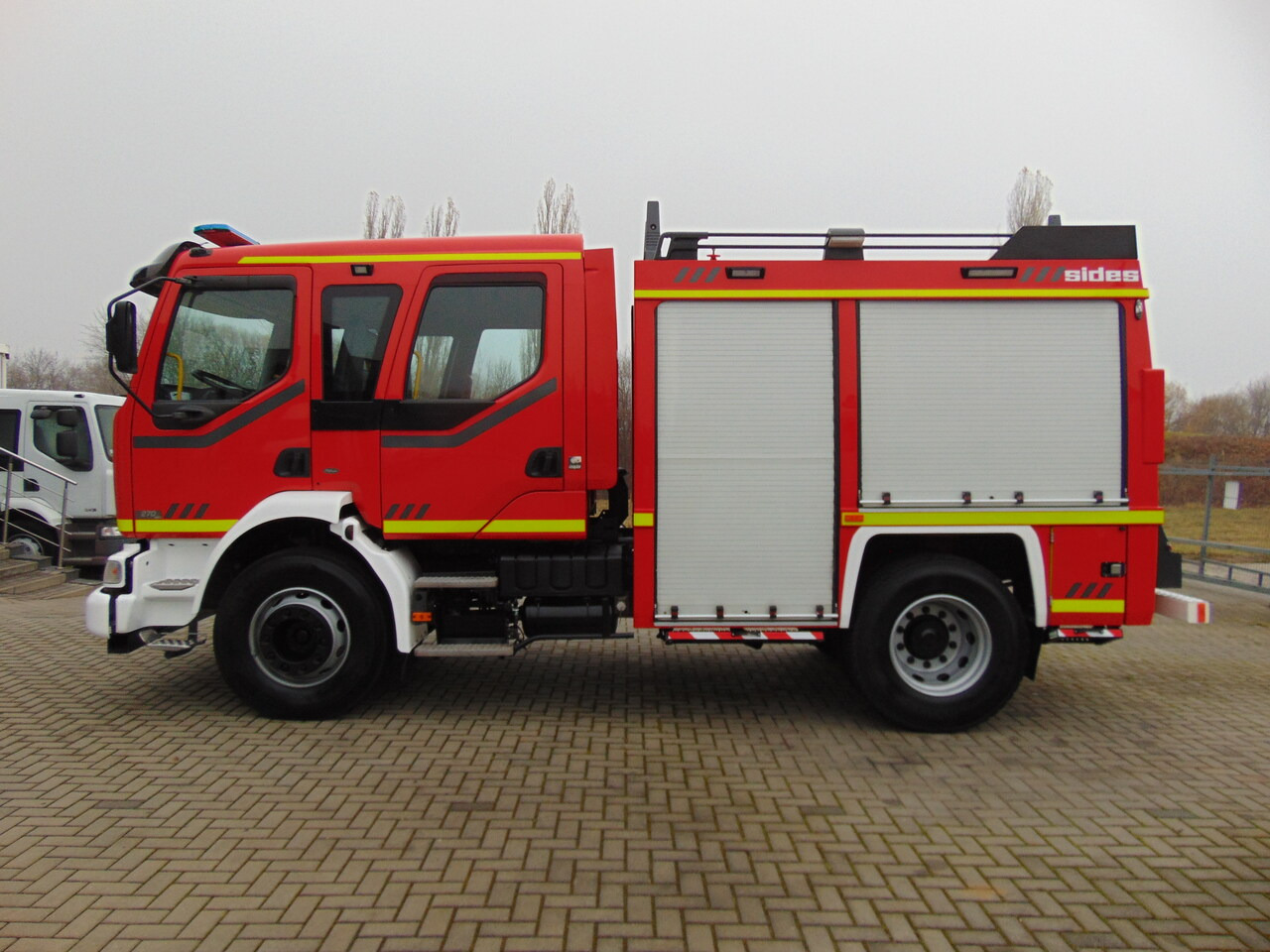 RENAULT Midlum 270dCi SIDES - Fire truck: picture 5 RENAULT Midlum 270dCi SIDES - Fire truck: picture 5