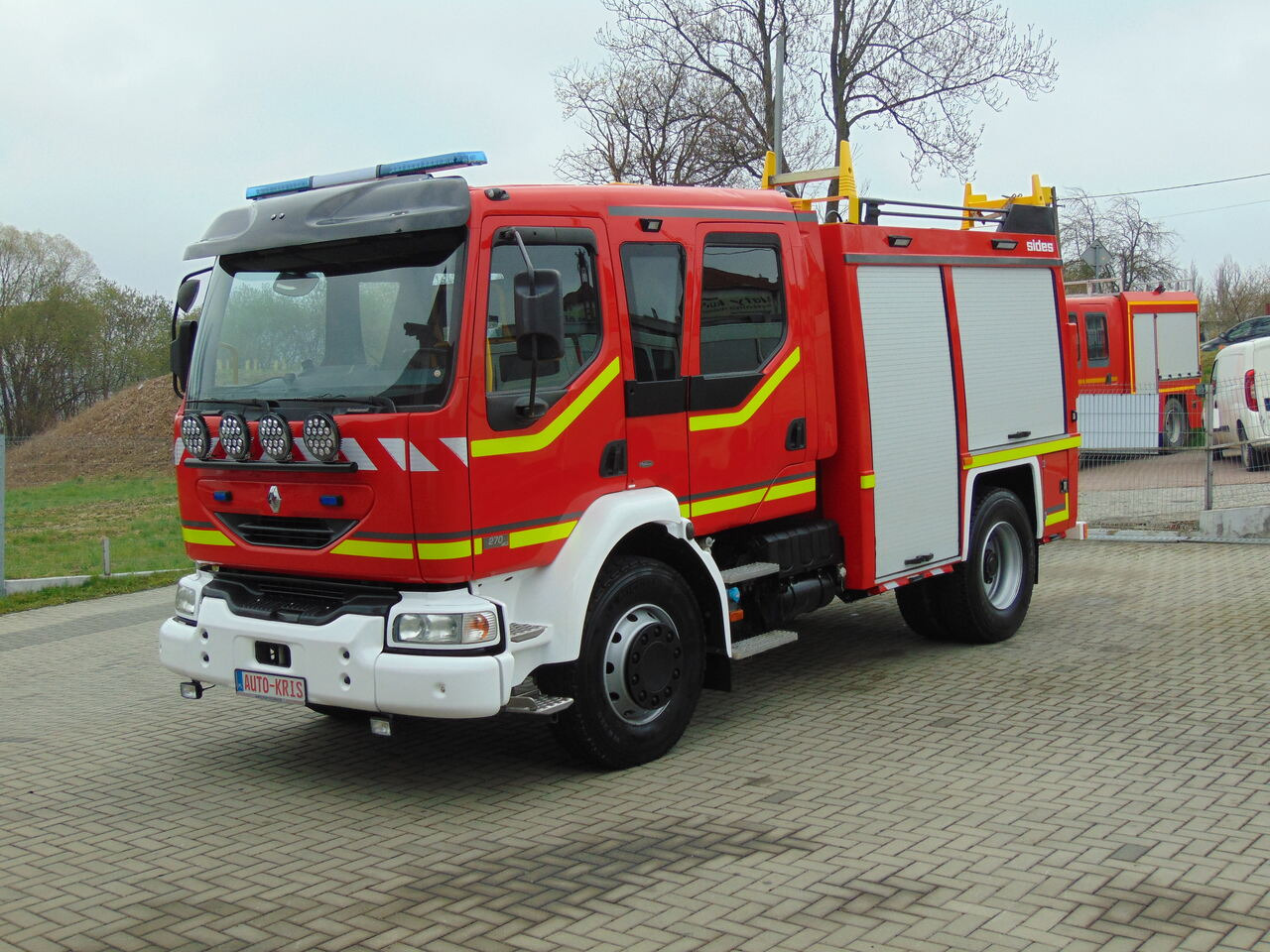 RENAULT Midlum 270dCi SIDES TOP - Fire truck: picture 1 RENAULT Midlum 270dCi SIDES TOP - Fire truck: picture 1