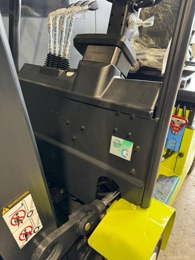 Forklift Clark EPX25i: picture 9