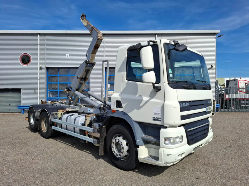DAF CF85-410 / 6X2 / DEB / DALBY HOOK 15TON / AIRCO / ONLY:744381 KM / MANUAL / EURO-5 / 2012 - Hook lift truck: picture 3 DAF CF85-410 / 6X2 / DEB / DALBY HOOK 15TON / AIRCO / ONLY:744381 KM / MANUAL / EURO-5 / 2012 - Hook lift truck: picture 3