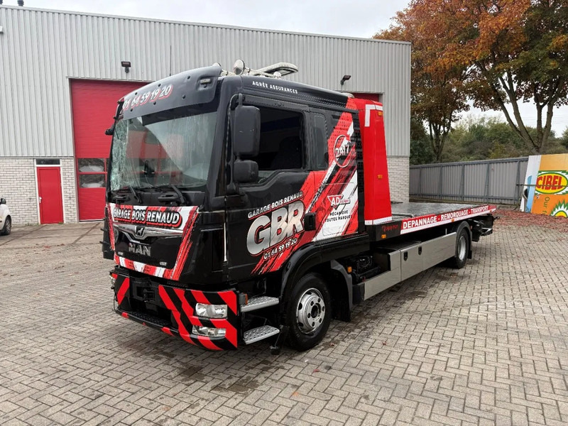 MAN TGL 12.250 / ENGINE RUNNING / ONLY:276364 KM / TOW-TRUCK / CLEPEL / WINCH / REMOTE / 6PERSONS / AUTOMATIC / EURO-6 / 2018 - Tow truck: picture 2 MAN TGL 12.250 / ENGINE RUNNING / ONLY:276364 KM / TOW-TRUCK / CLEPEL / WINCH / REMOTE / 6PERSONS / AUTOMATIC / EURO-6 / 2018 - Tow truck: picture 2