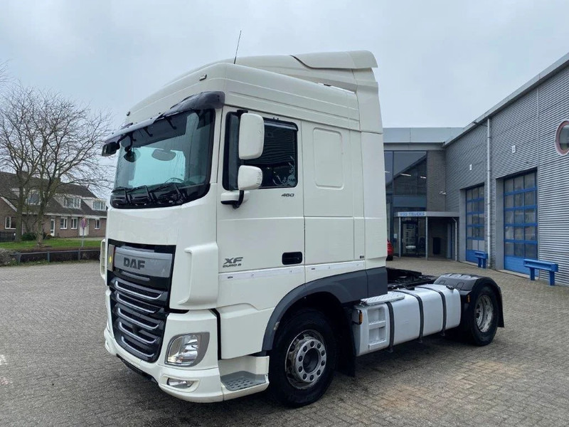 DAF XF106-460 / DOUBLE TANK / DEB / FRIDGE / 2XBED / AUTOMATIC / EURO-6 / 2014 - Tractor unit: picture 1 DAF XF106-460 / DOUBLE TANK / DEB / FRIDGE / 2XBED / AUTOMATIC / EURO-6 / 2014 - Tractor unit: picture 1
