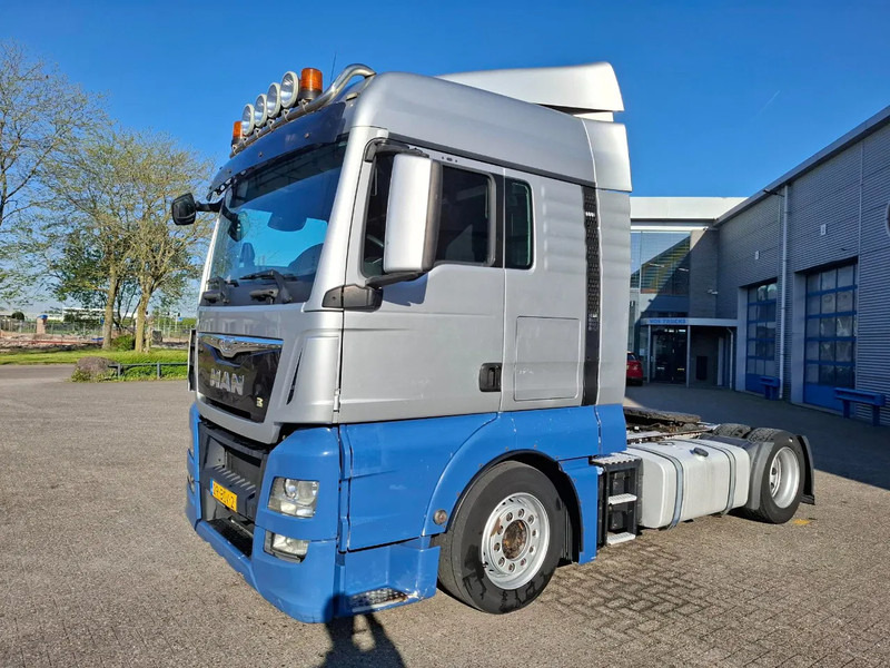MAN TGX 18.440 / MEGA / NL TRUCK / TUV:12-02-2026 / DOUBLE TANK / PARKCOOL / ACC / LWDS / FRIDGE / 2XBED / AUTOMATIC / EURO-6 / 2016 - Tractor unit: picture 1 MAN TGX 18.440 / MEGA / NL TRUCK / TUV:12-02-2026 / DOUBLE TANK / PARKCOOL / ACC / LWDS / FRIDGE / 2XBED / AUTOMATIC / EURO-6 / 2016 - Tractor unit: picture 1